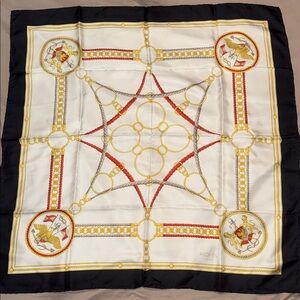 Richel Paris Chain Pattern Scarf